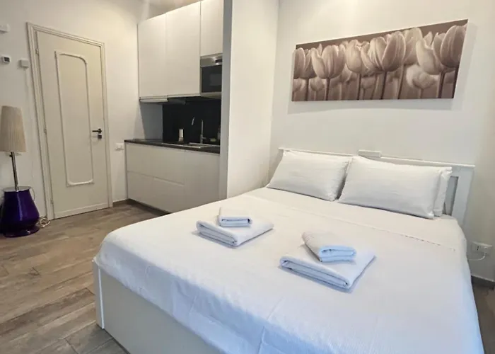 Cdm By Florencehospitality Com Lägenhet