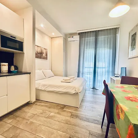Cdm By Florencehospitality Com Apartment